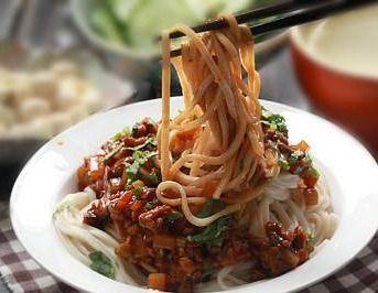 娱乐吃瓜酱面条哥